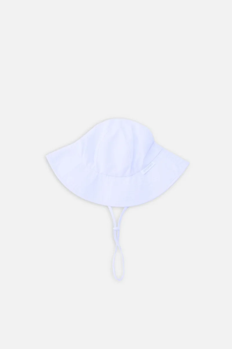BEACH HAT - White